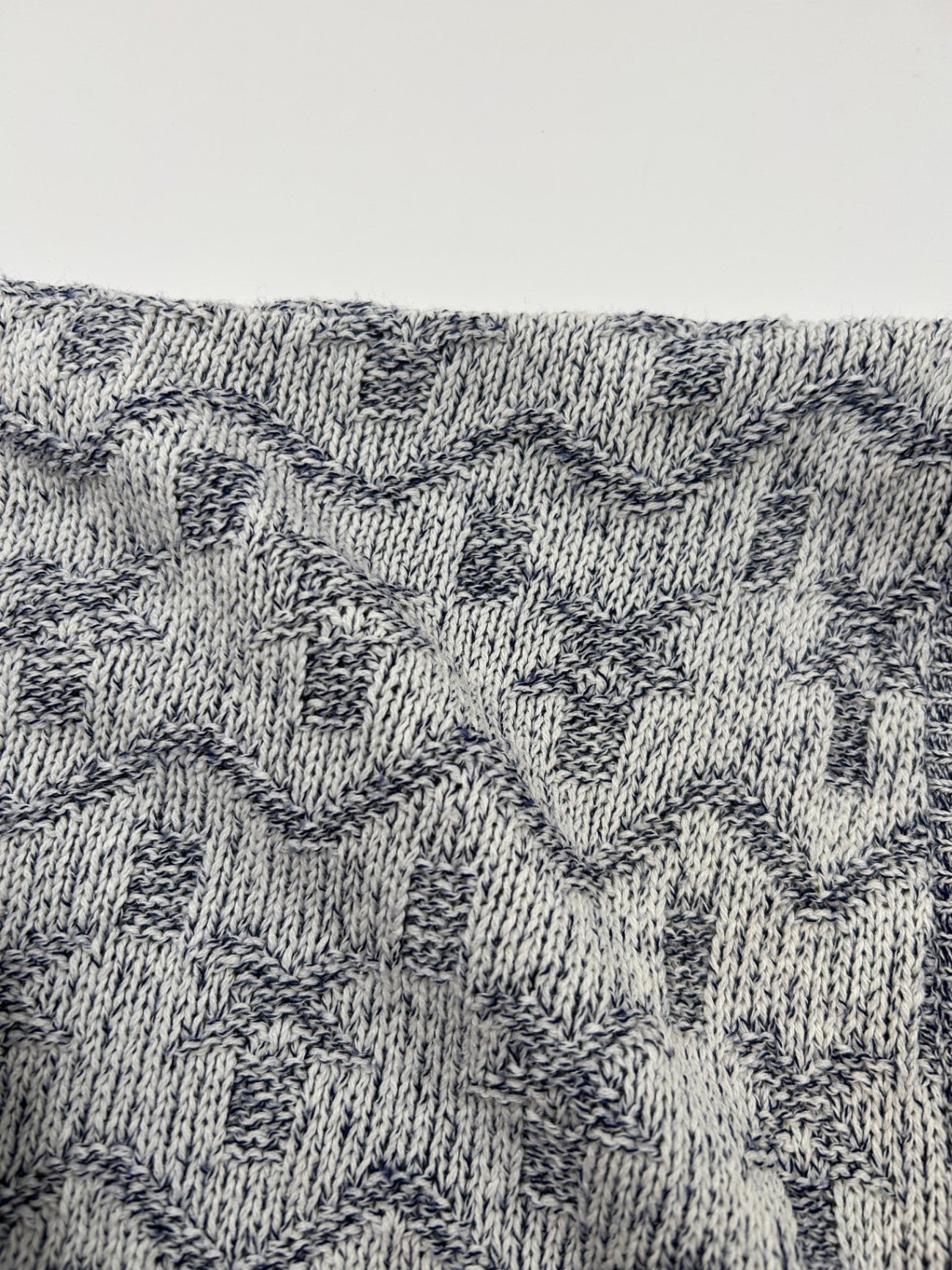 Dorji Sweater L - Large Gray