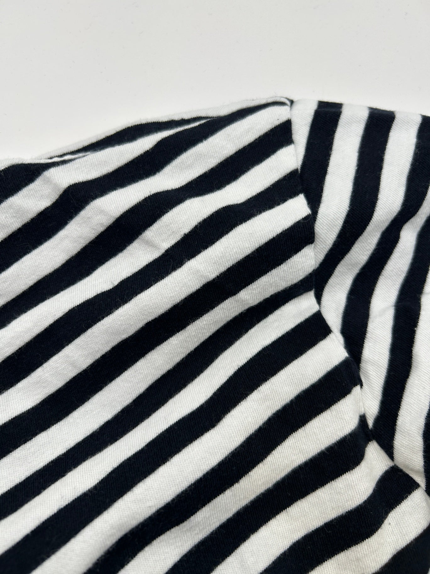 157 Lager T-Shirt Black and White L