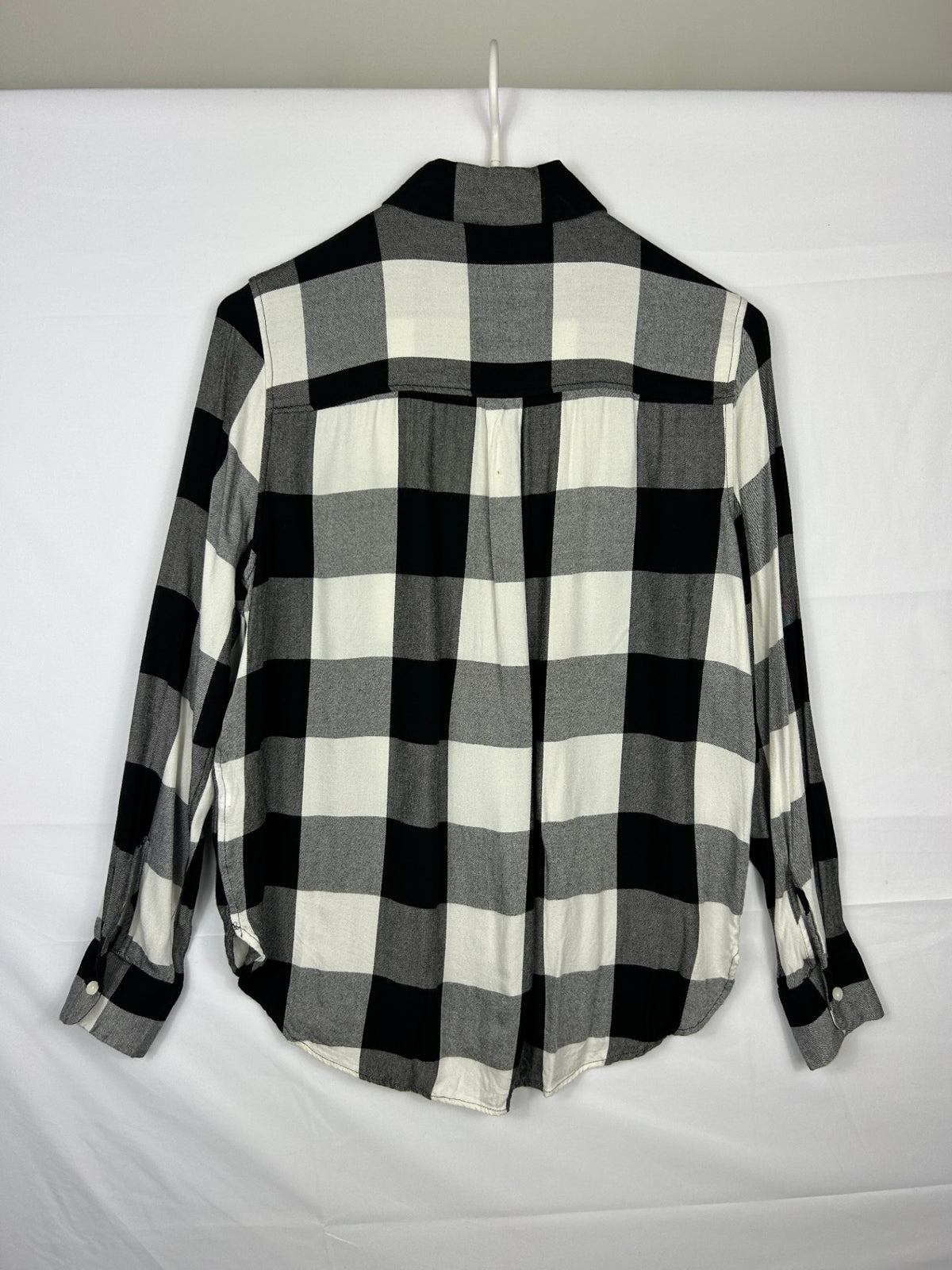H&M Shirt 36 Black, White and Gray