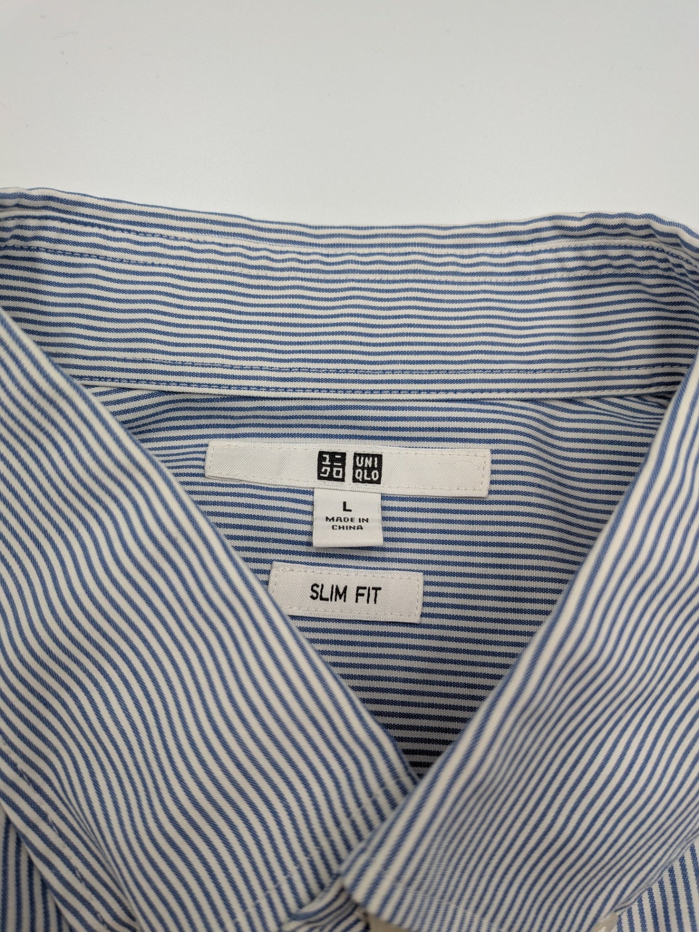 Uniqlo Shirt L Light Blue and White Stripes