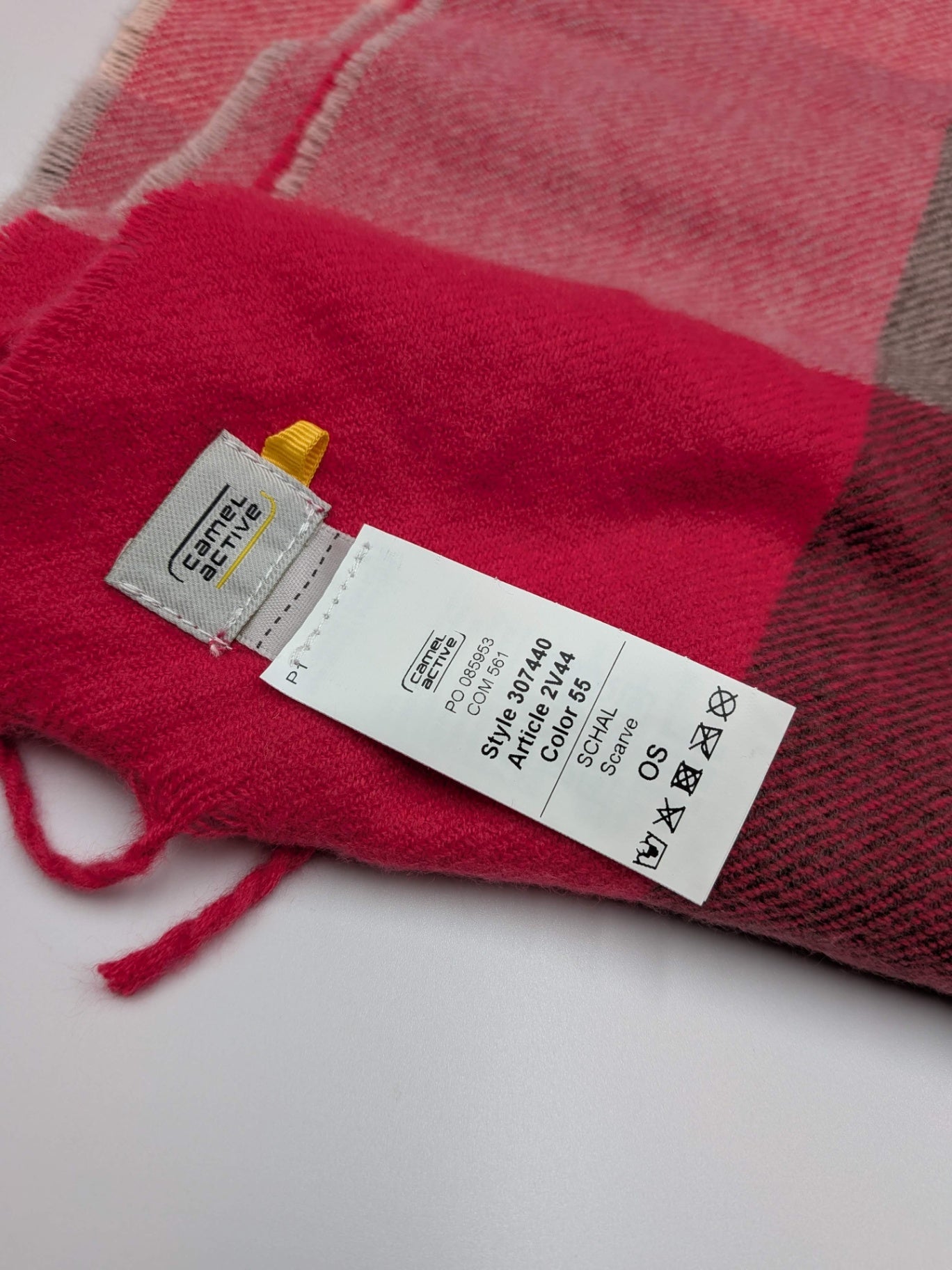 Camels Active Scarf Pink, Gray, Black, White