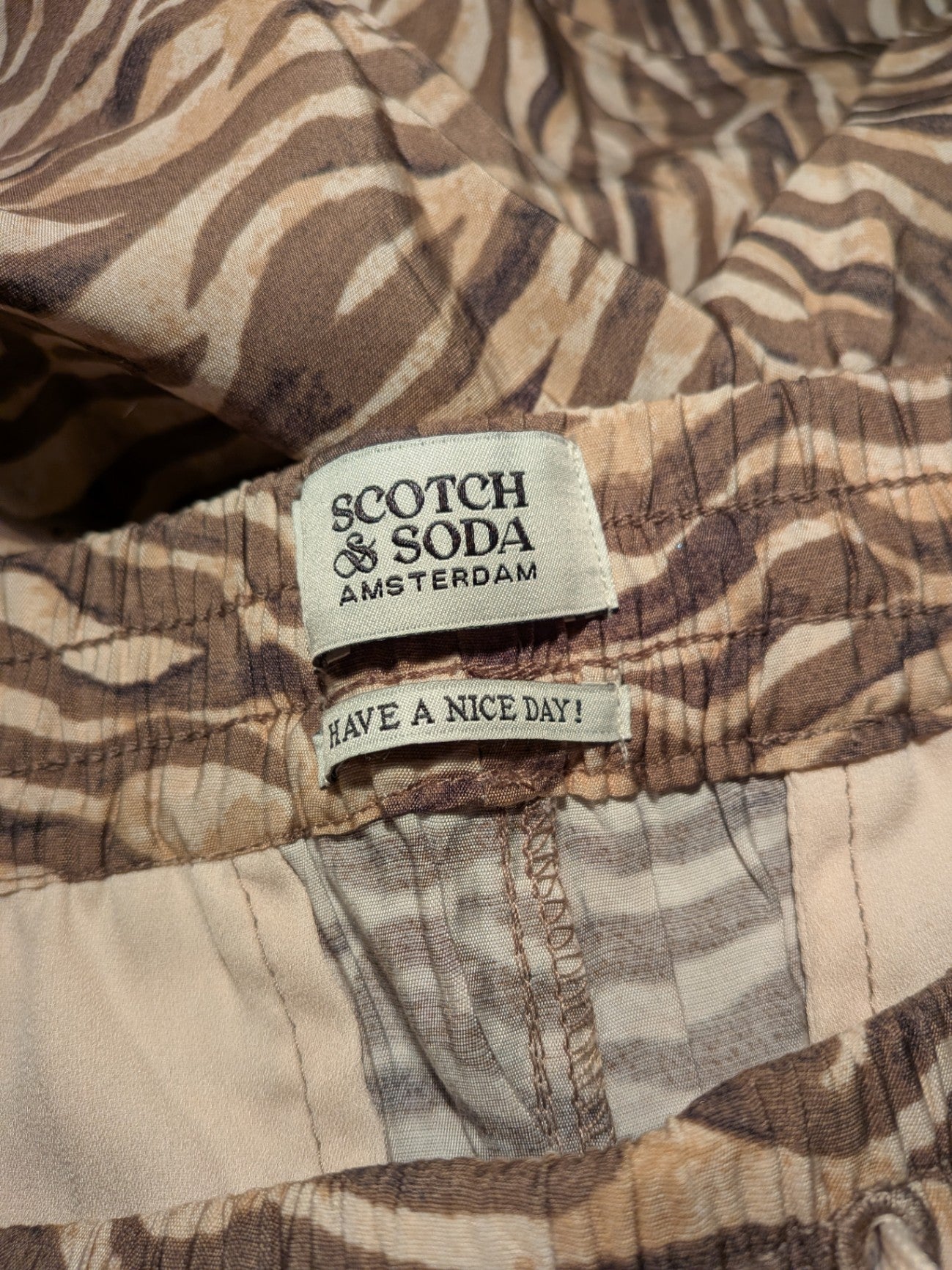 Scotch & Soda Pants M Beige with black and brown tiger stripe pattern