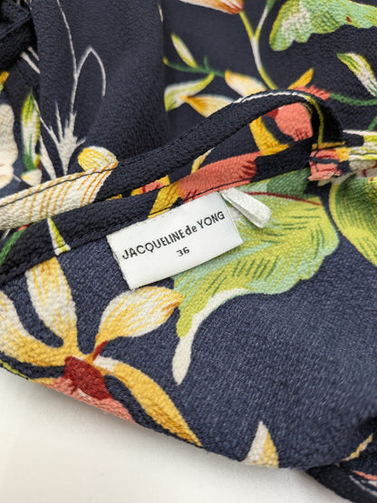 Jacqueline de Yong Blouse 36 Black with multicolored floral pattern