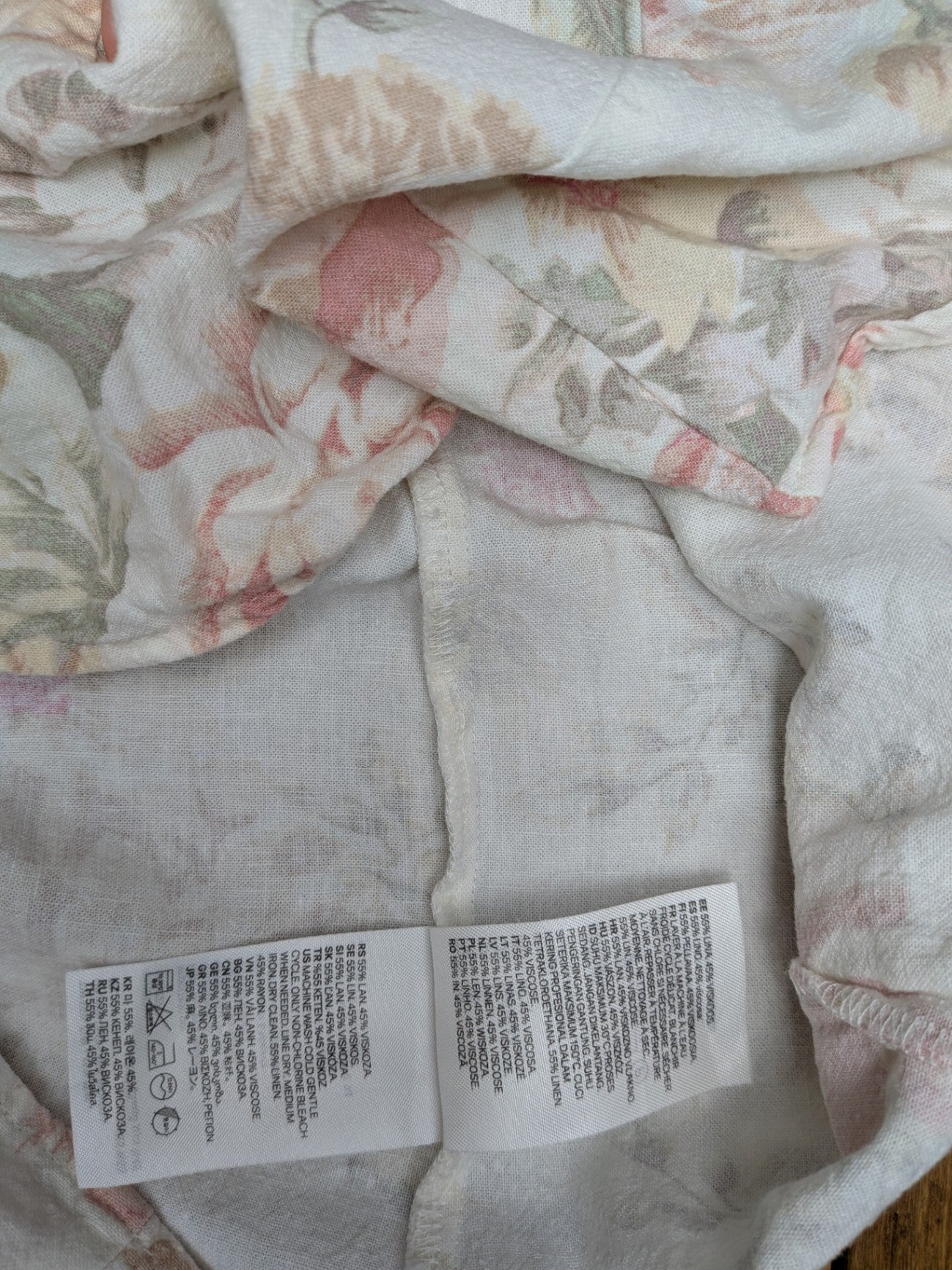 H&M Blouse 36 Cream with floral pattern in pink, green, and beige