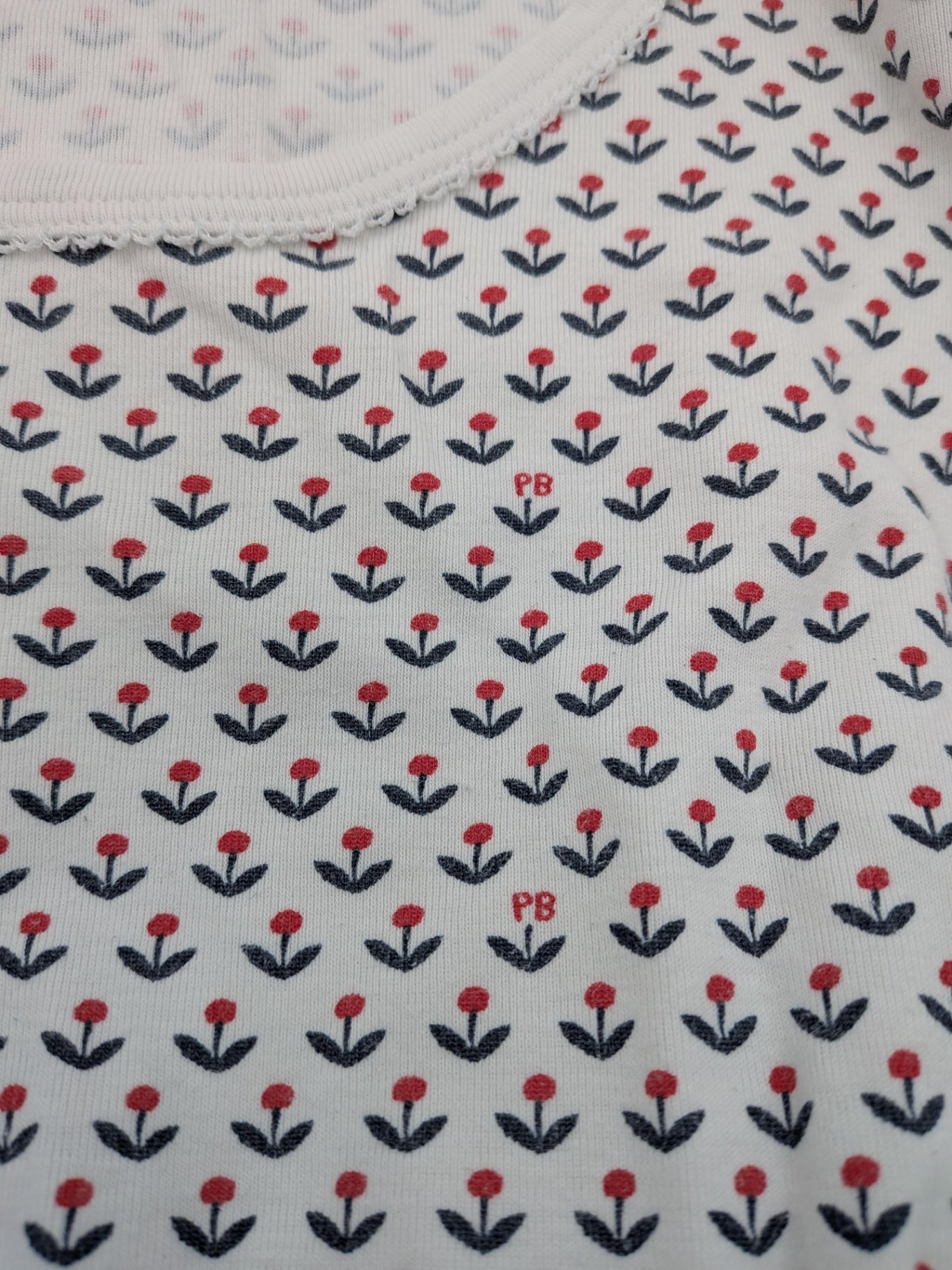 Petit Bateau Dress M White with a pattern of small red and floral elements