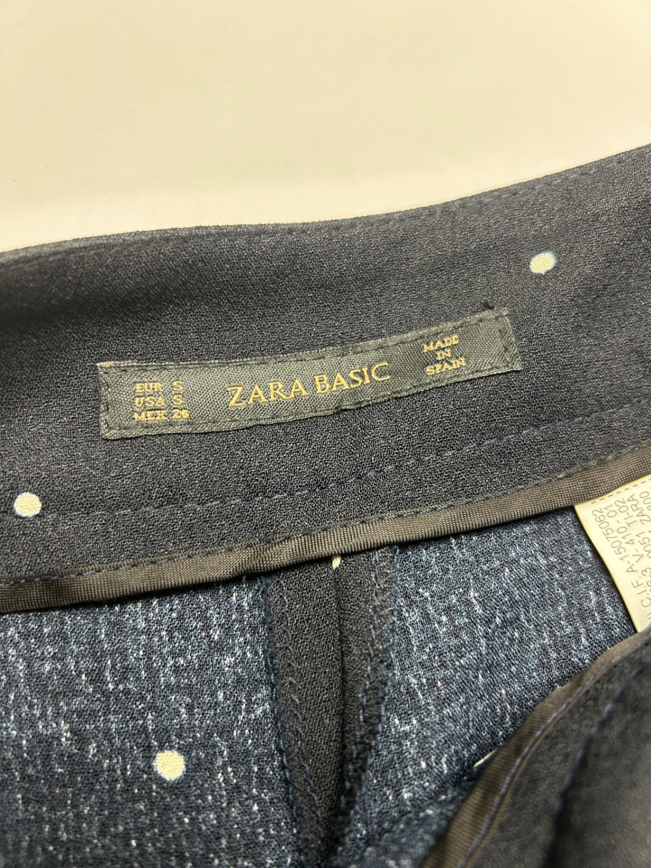 Zara Basic Shorts S Dark blue with white polka dots