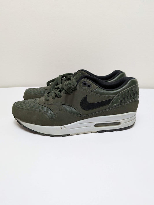 Nike Sneakers 43 Olive Green