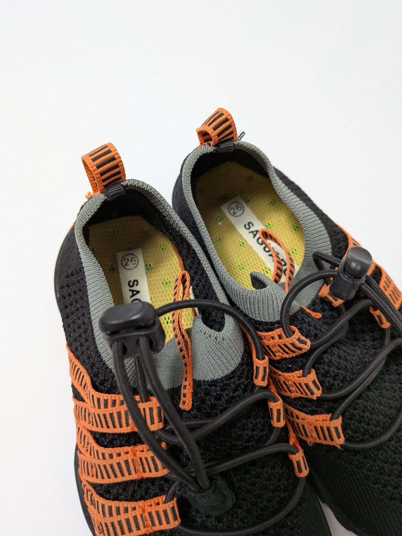 SAGUARO Shoes 26 Black and orange