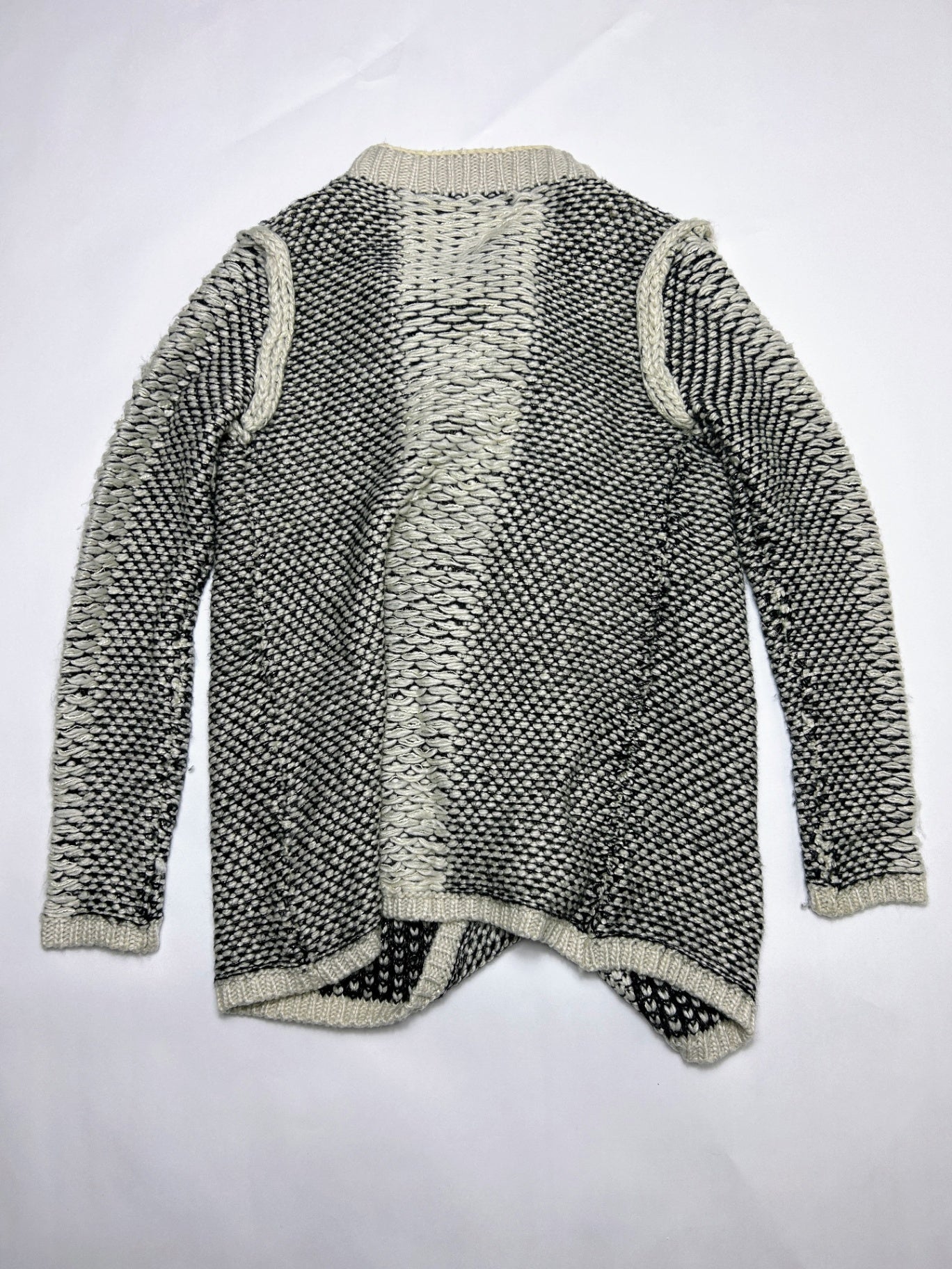 Jubylee Cardigan One Size Beige and Black