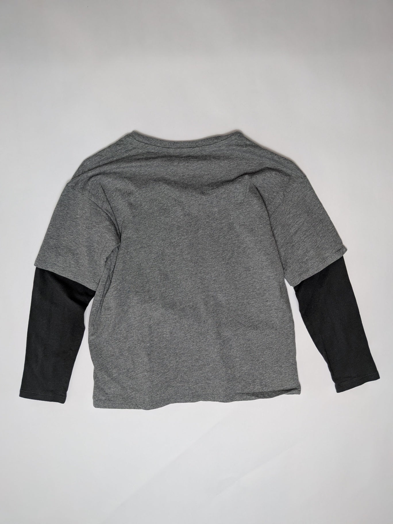 Old Navy Long Sleeve T-Shirt 8 Gray and Black