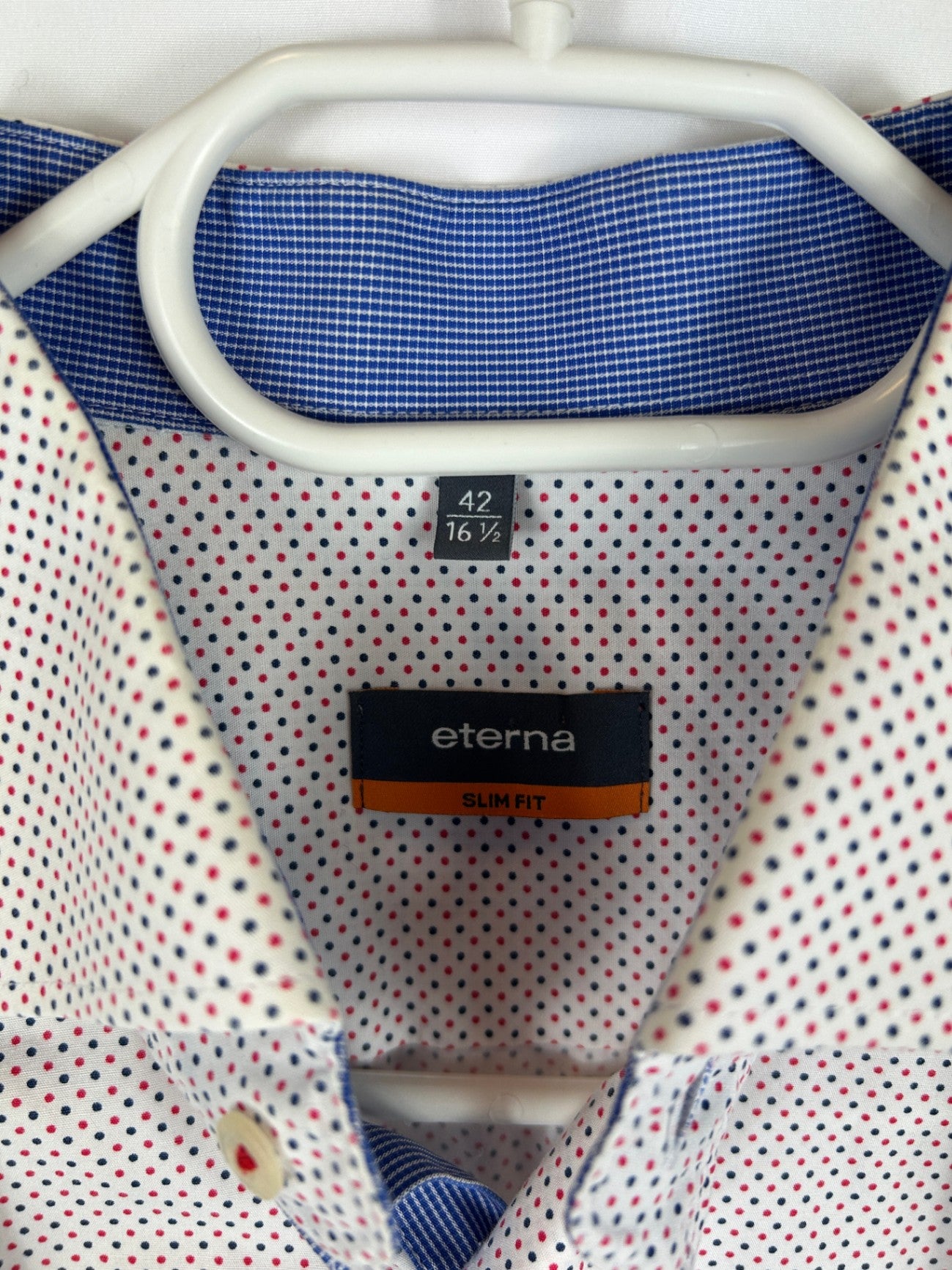 Eterna Shirt 42 White with black and red dots