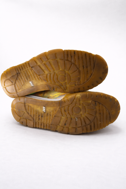 Nike Sneakers 44 Gold/Multicolor