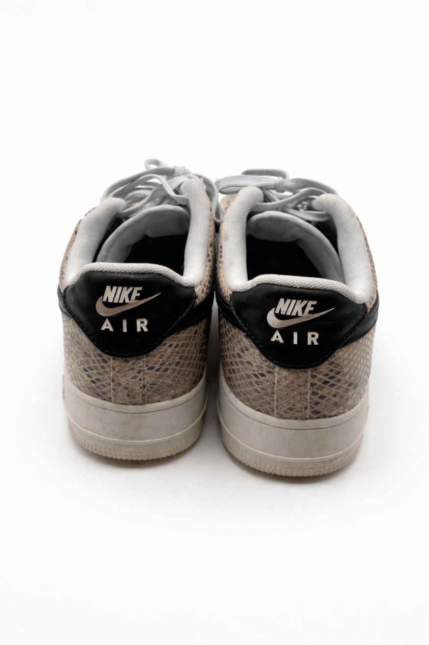 Nike Sneakers 42.5 Beige and black