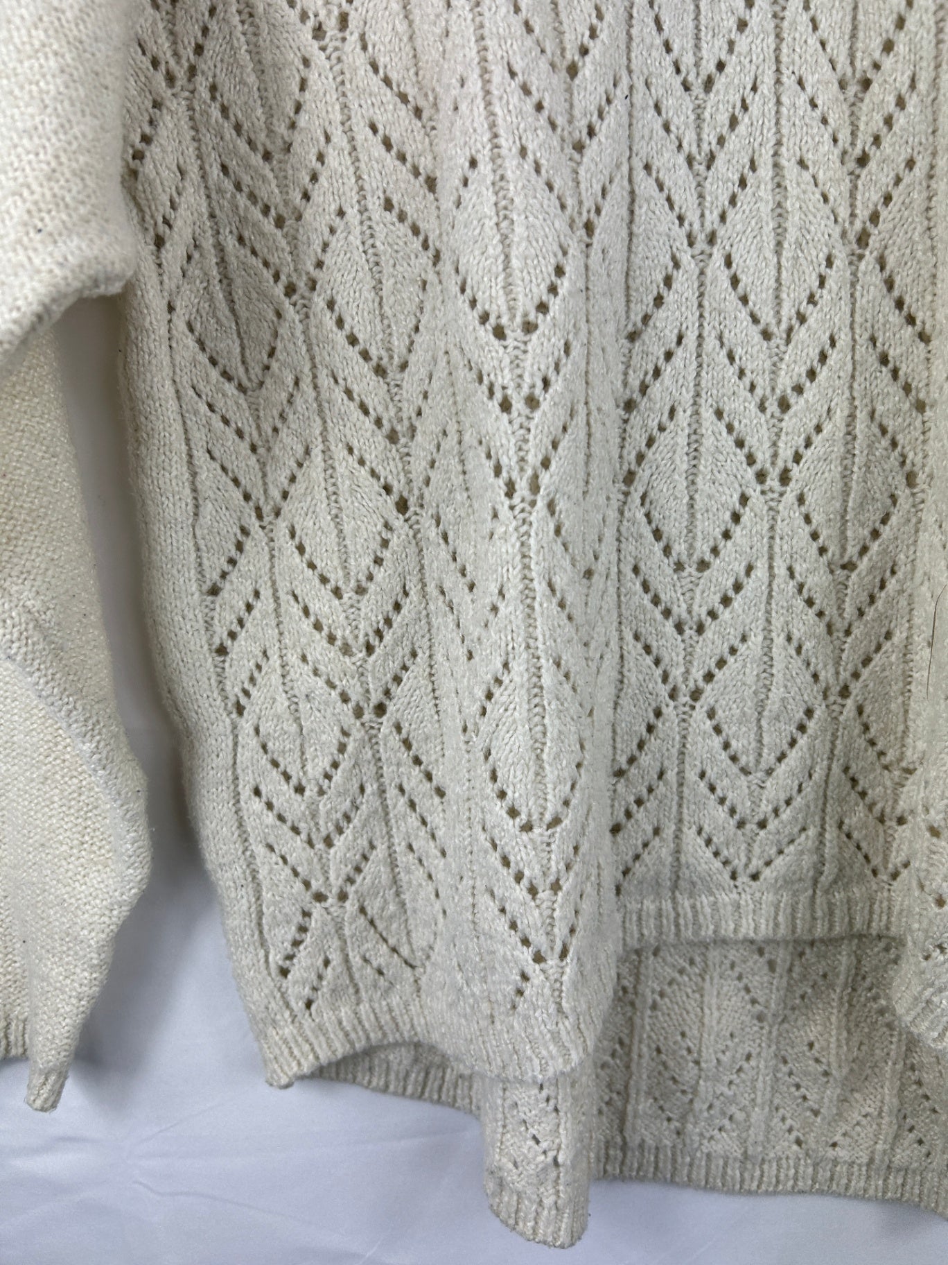 15 June Sweater Cream/Beige