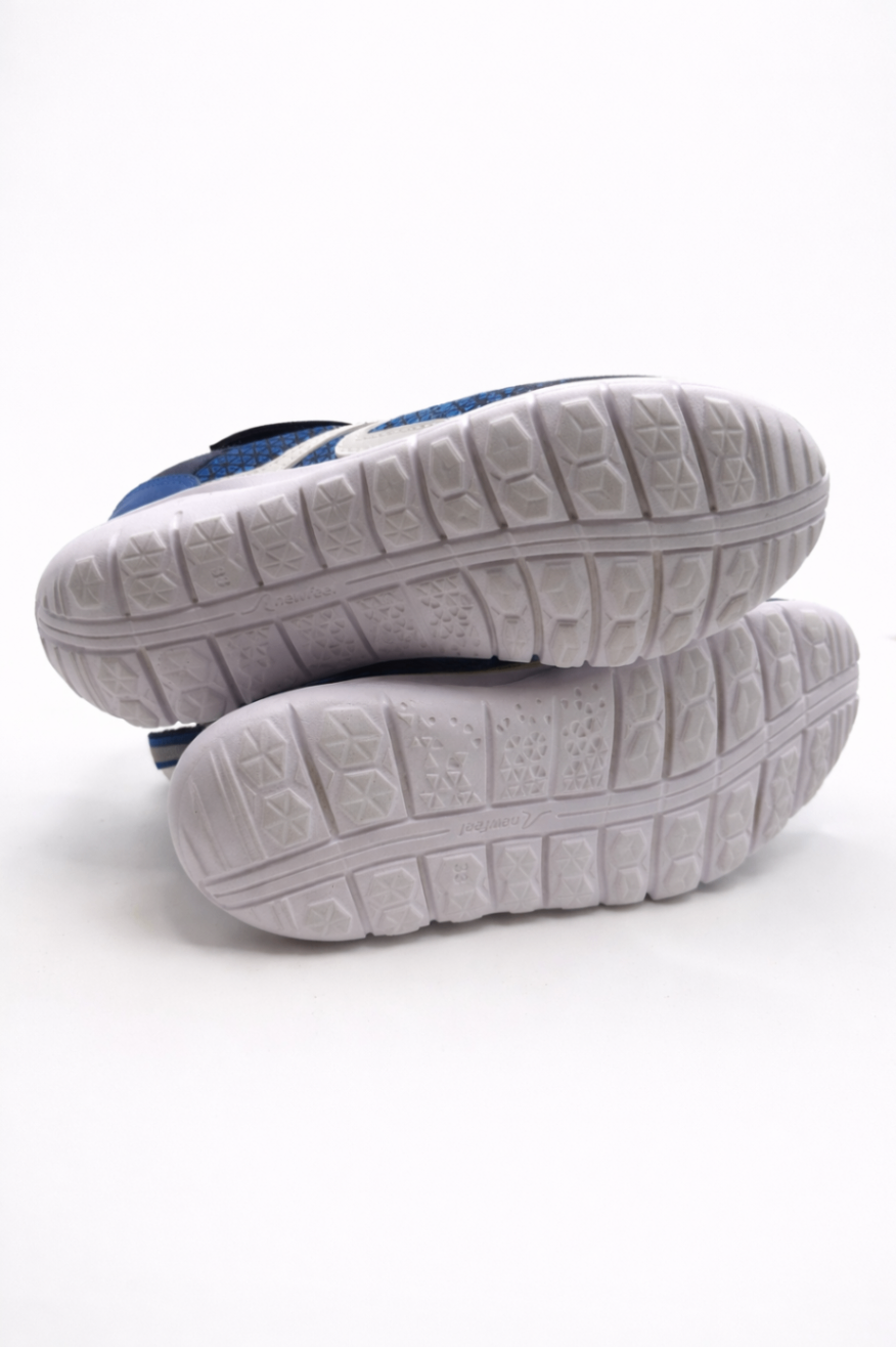 Newfeal Sneakers 33 Blue