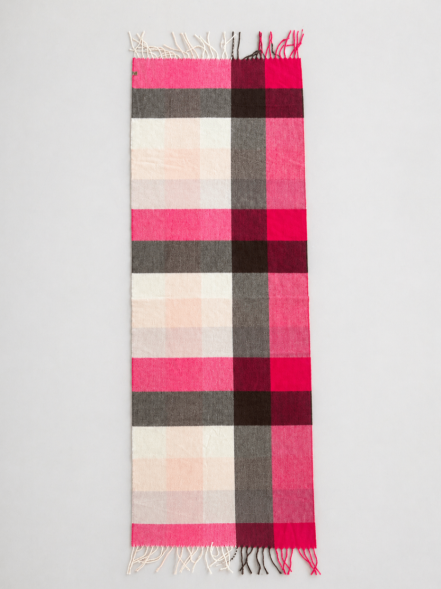 Camels Active Scarf Pink, Gray, Black, White