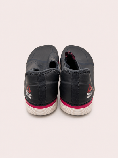 Reebok Shoes 43 Black with pink accents