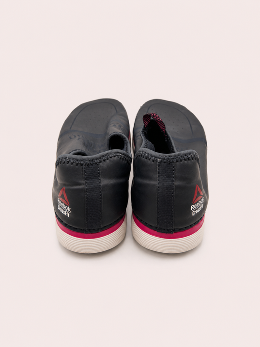 Reebok Shoes 43 Black with pink accents