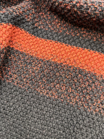 EDC Esprit Sweater Large Black and Orange