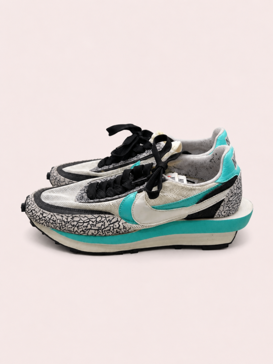 Nike Sneakers White, Black, Turquoise, Light Gray