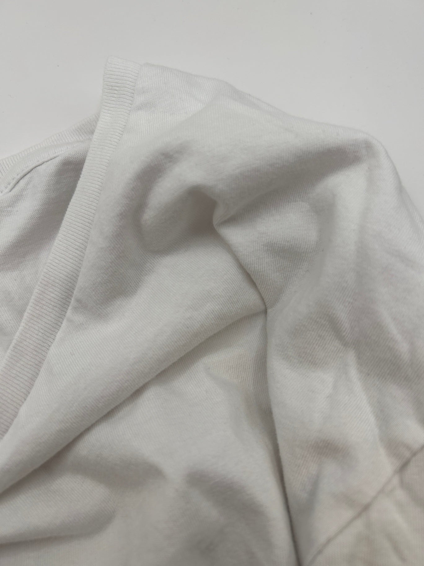 157. T-Shirt L White