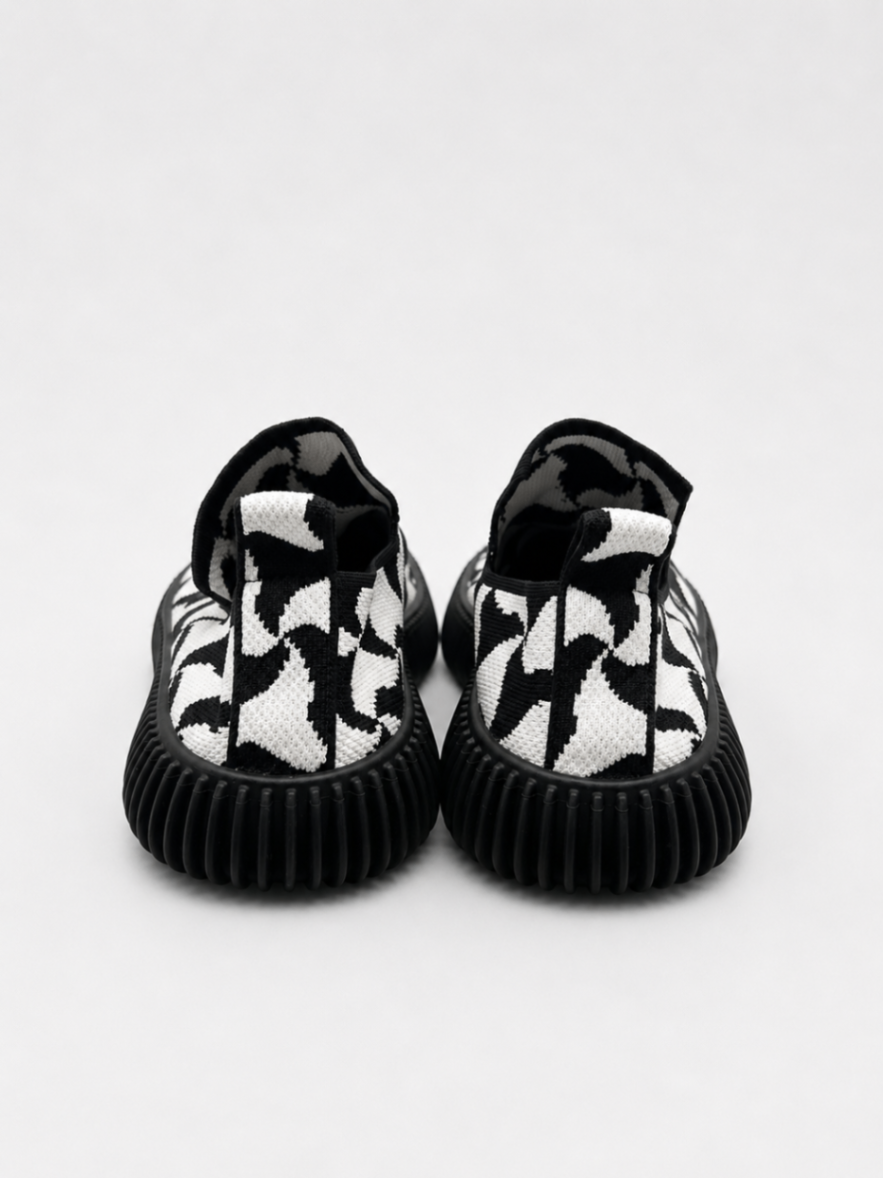 Bottega Veneta Sneakers 41 Black and White