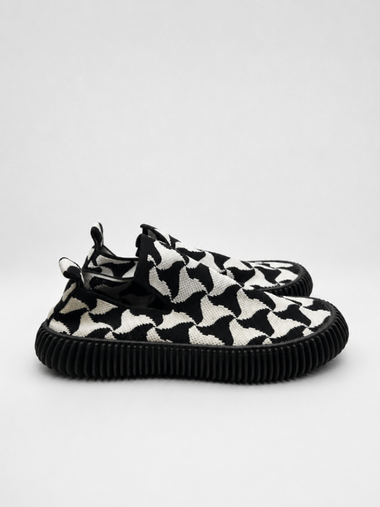 Bottega Veneta Sneakers 41 Black and White