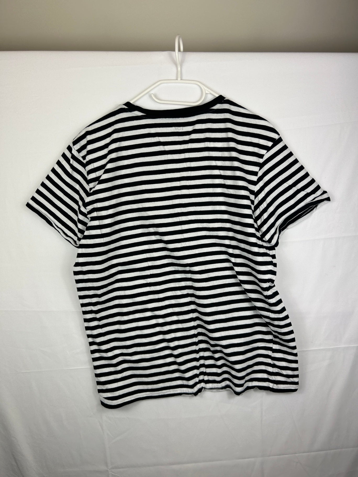 157 Lager T-Shirt Black and White L