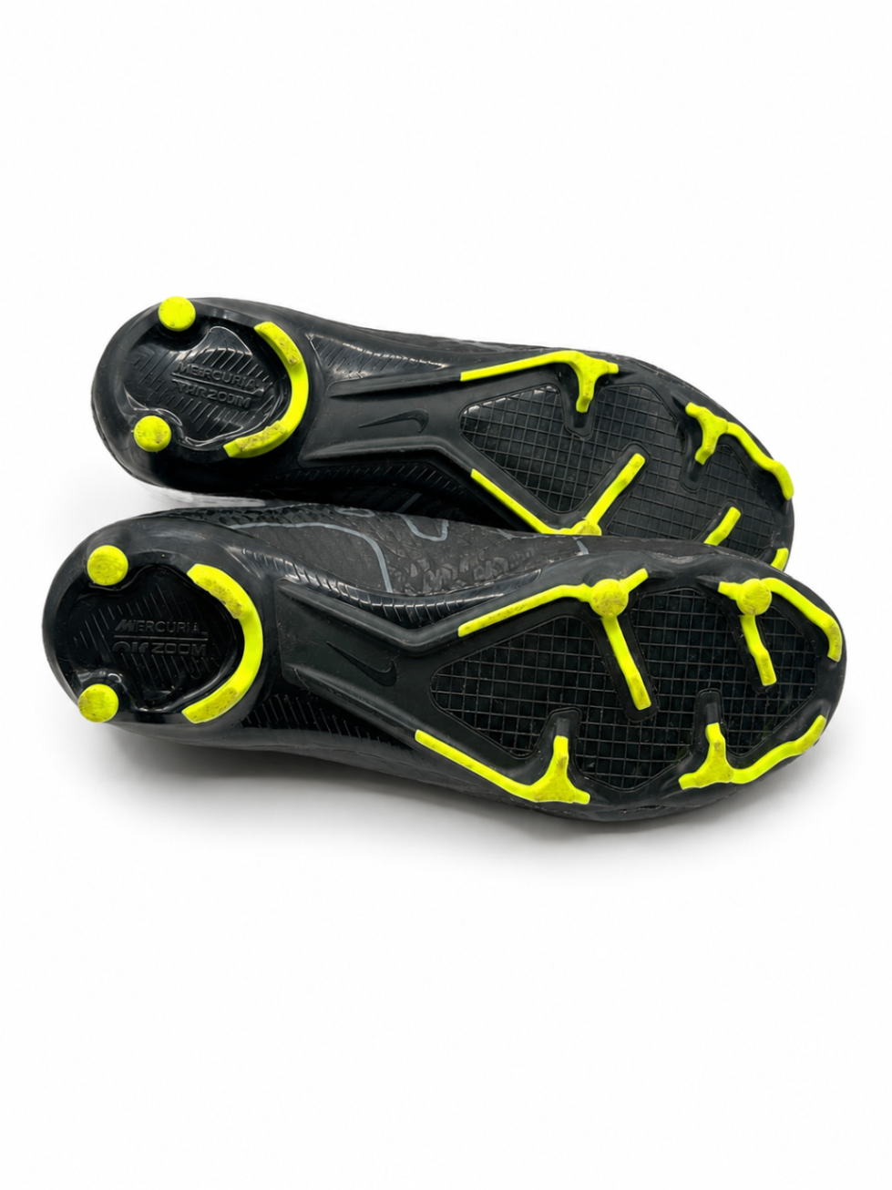 Nike Soccer Cleats 40.5 Black with neon yellow accents