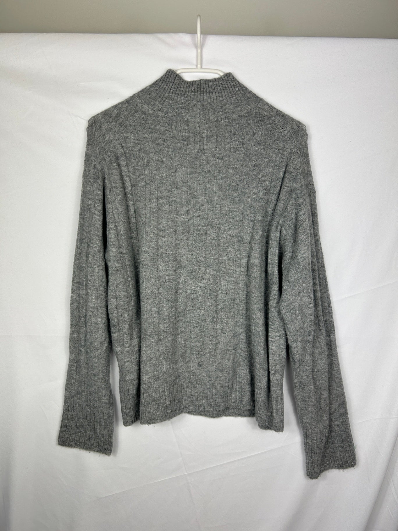 Long Sleeve T-Shirt M Grey