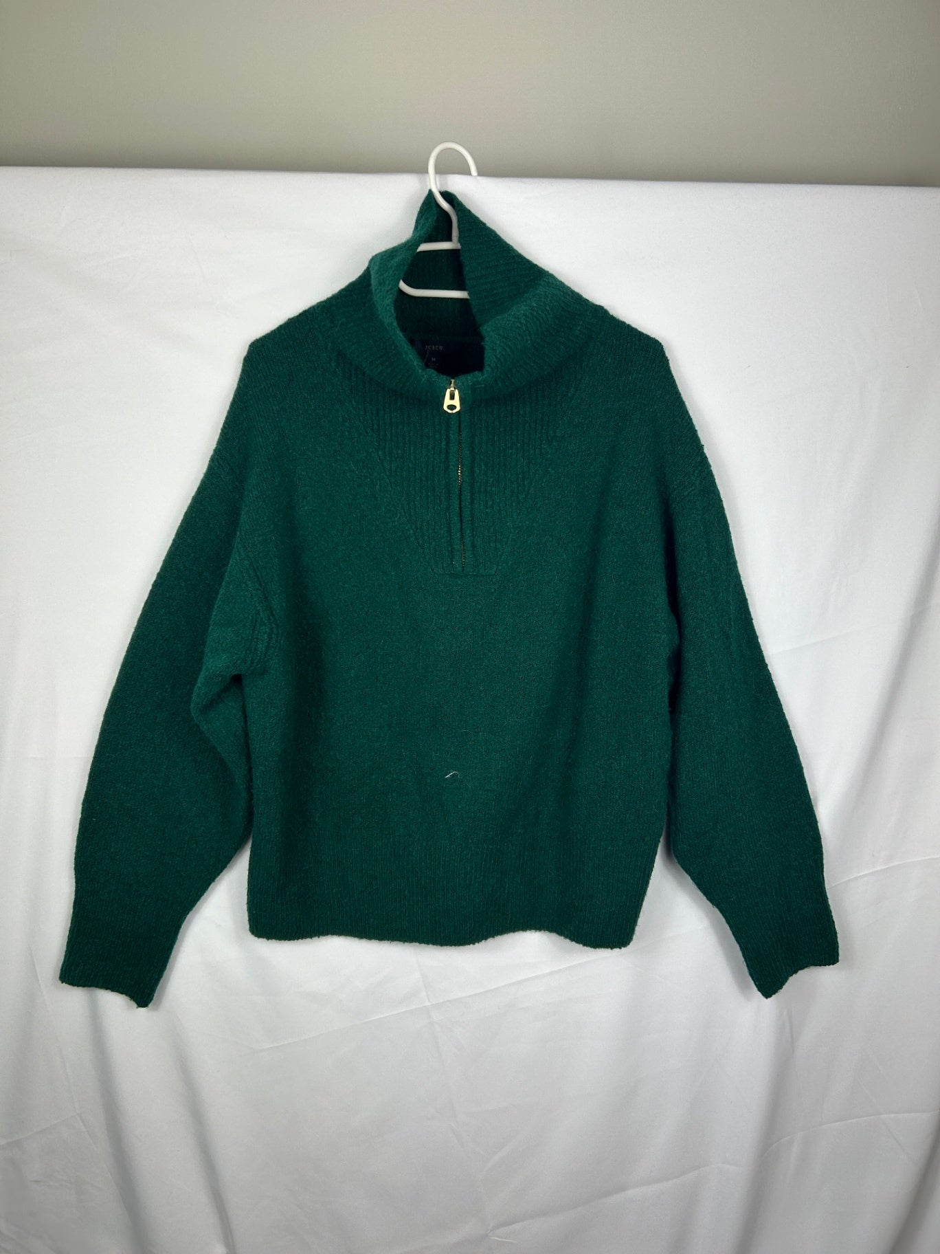 Sweater Green