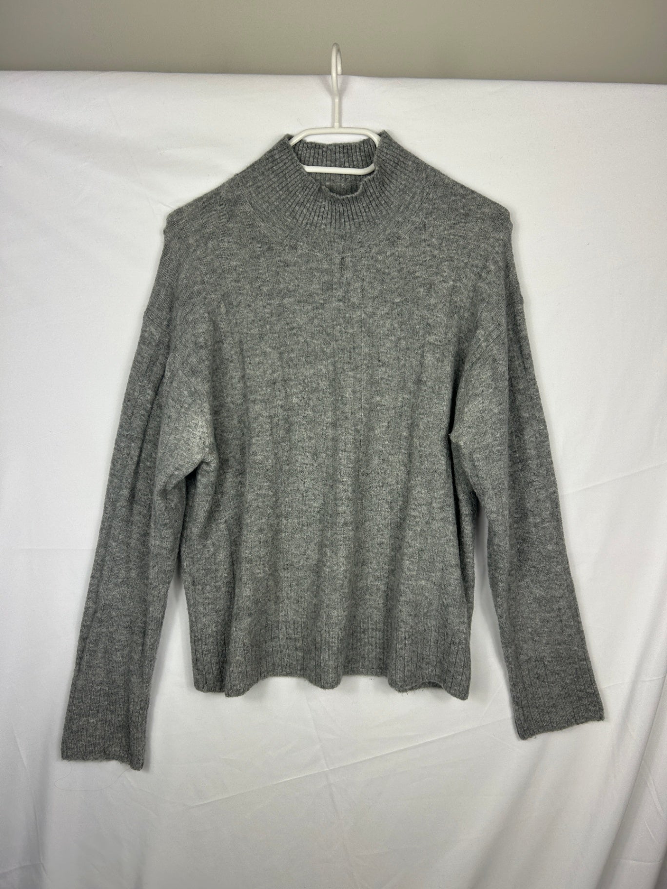 Long Sleeve T-Shirt M Grey