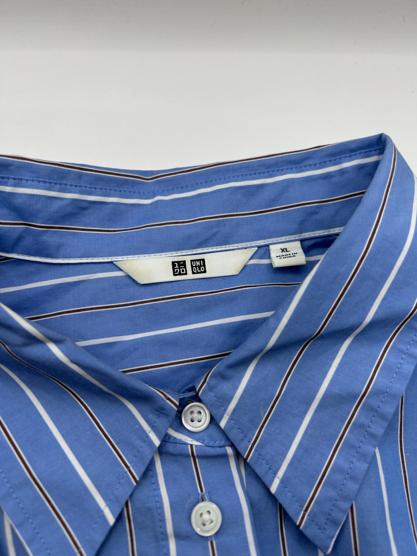 Uniqlo Dress Shirt XL Blue and white striped
