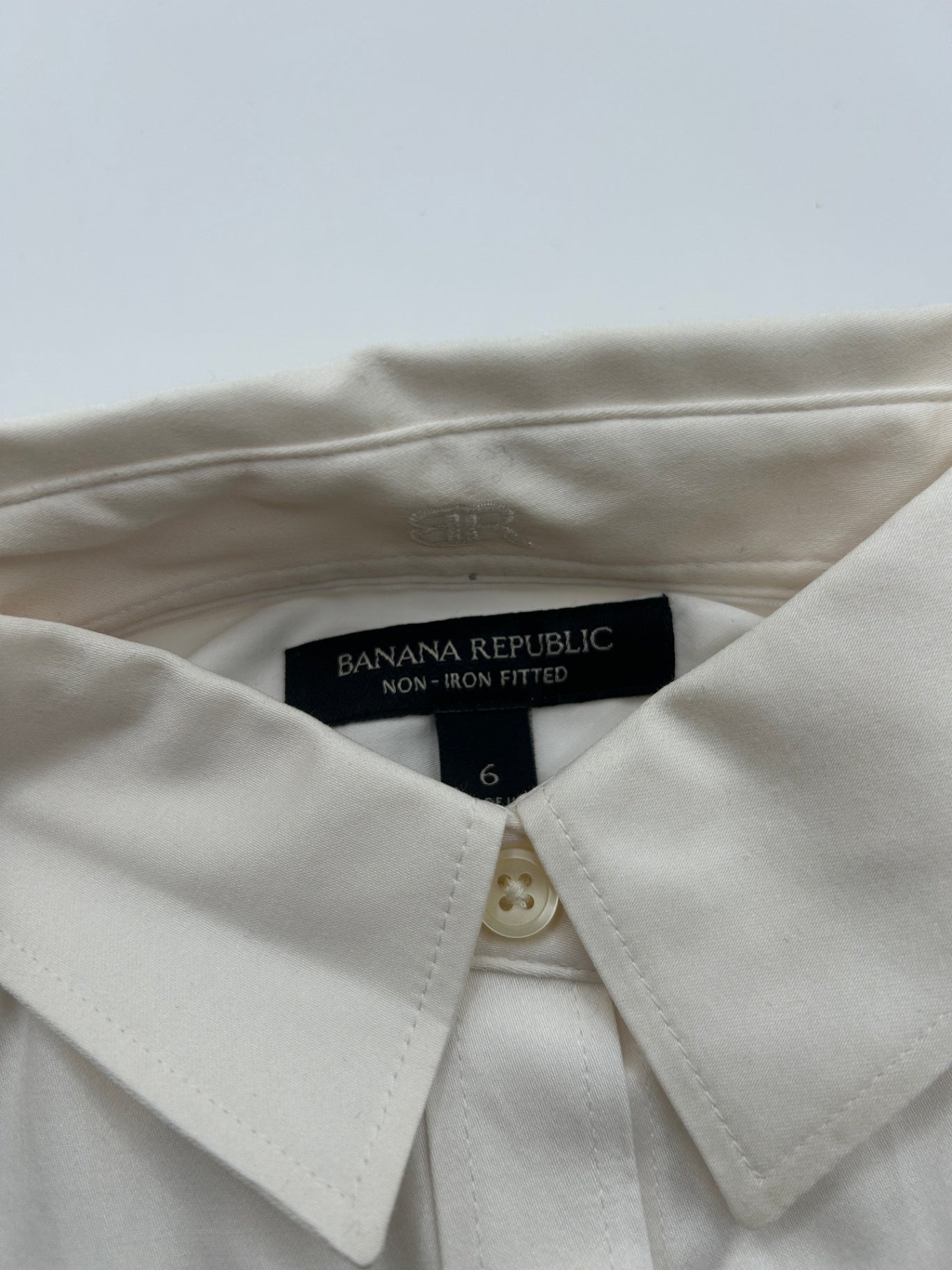 Banana Republic Shirt 6 Cream/Off-white