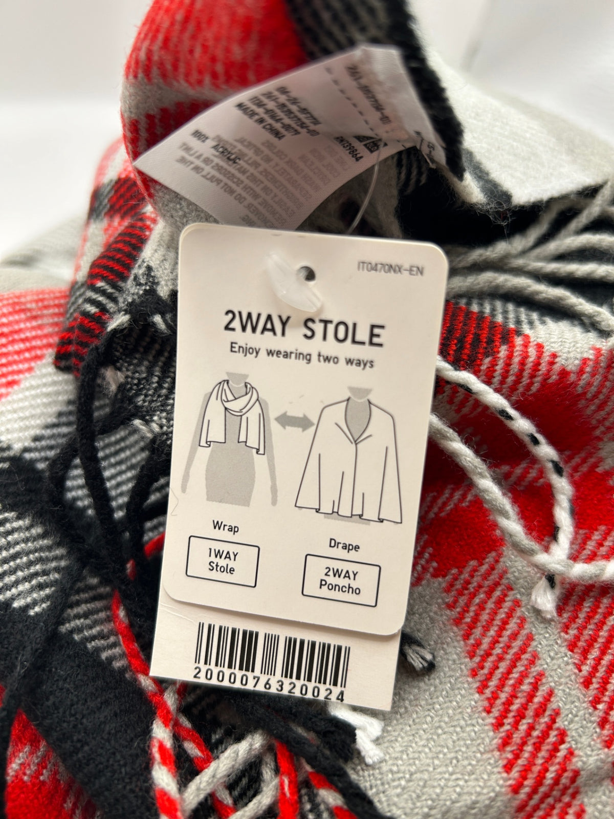 Uniqlo Poncho One size Red, Black, Gray, White