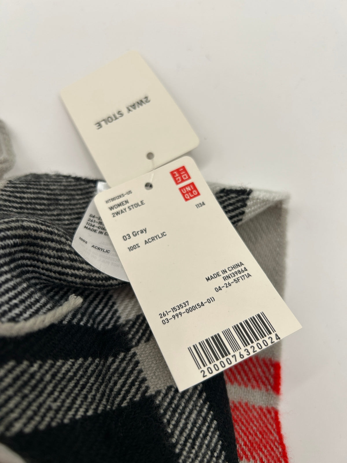 Uniqlo Poncho One size Red, Black, Gray, White