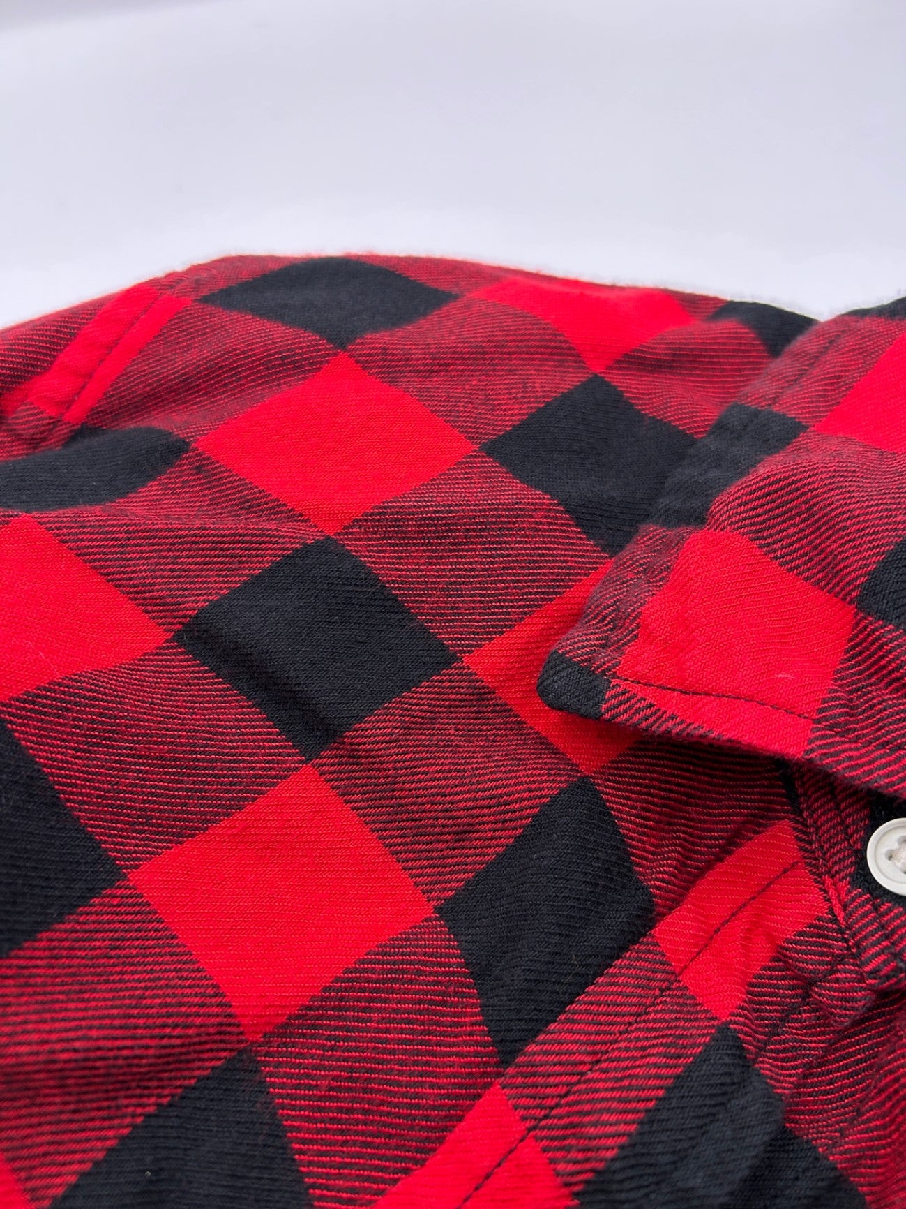 GAP Shirt XS Red, Black
