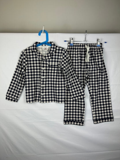A Pajamas Black and White 98-104