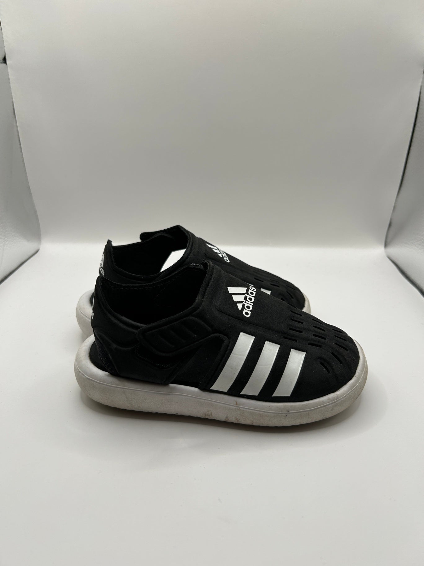 Adidas Sneakers 26 Black and White