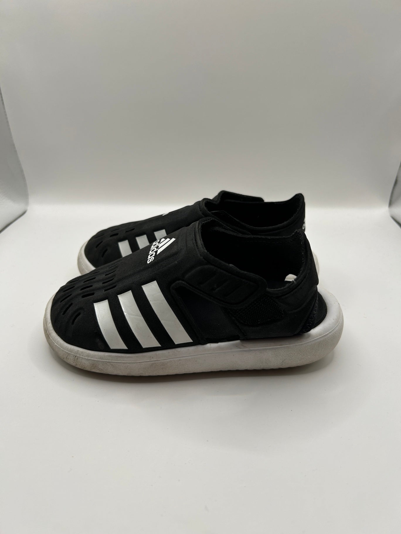 Adidas Sneakers 26 Black and White