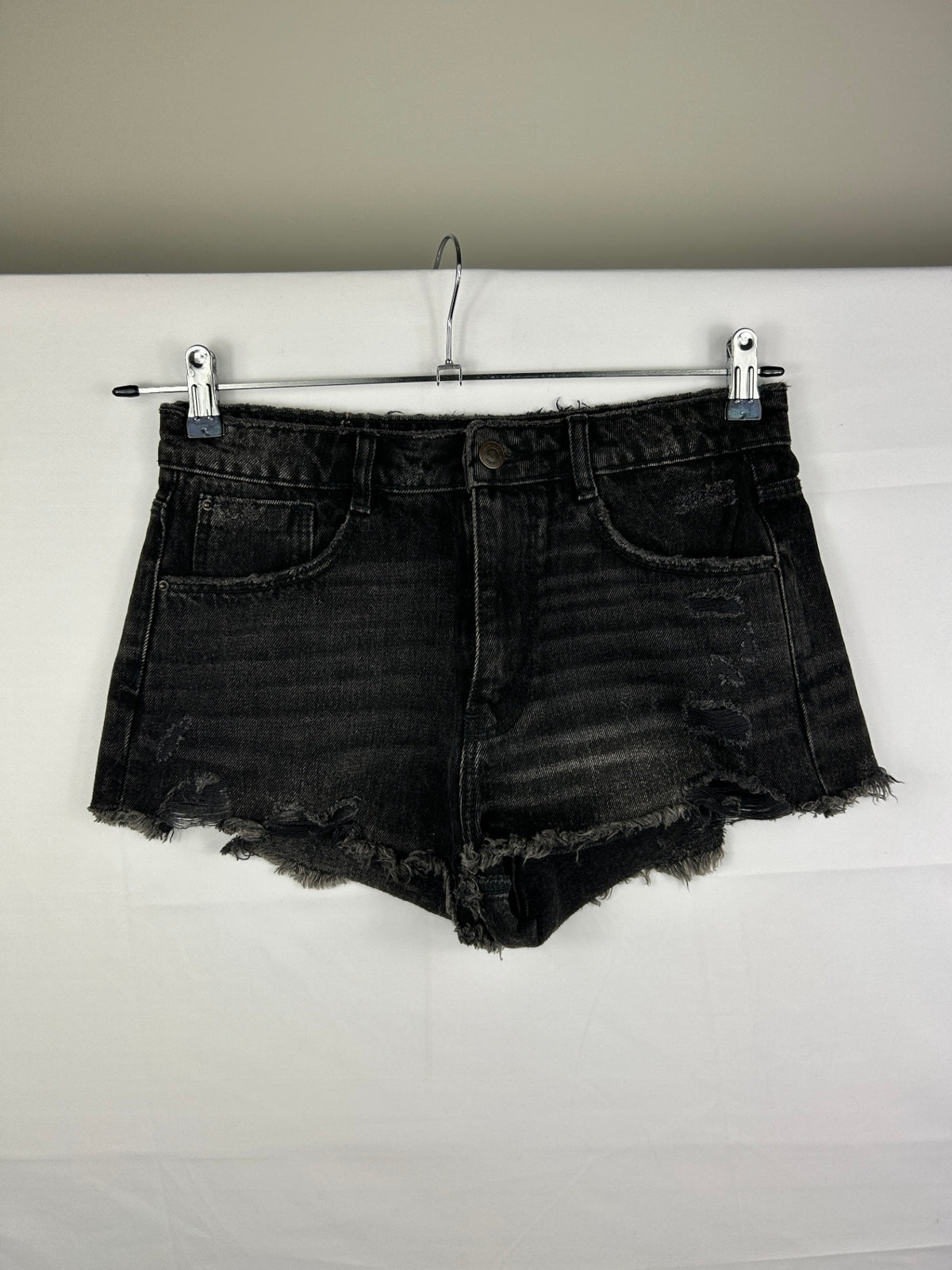 Trafaluc Shorts S Black