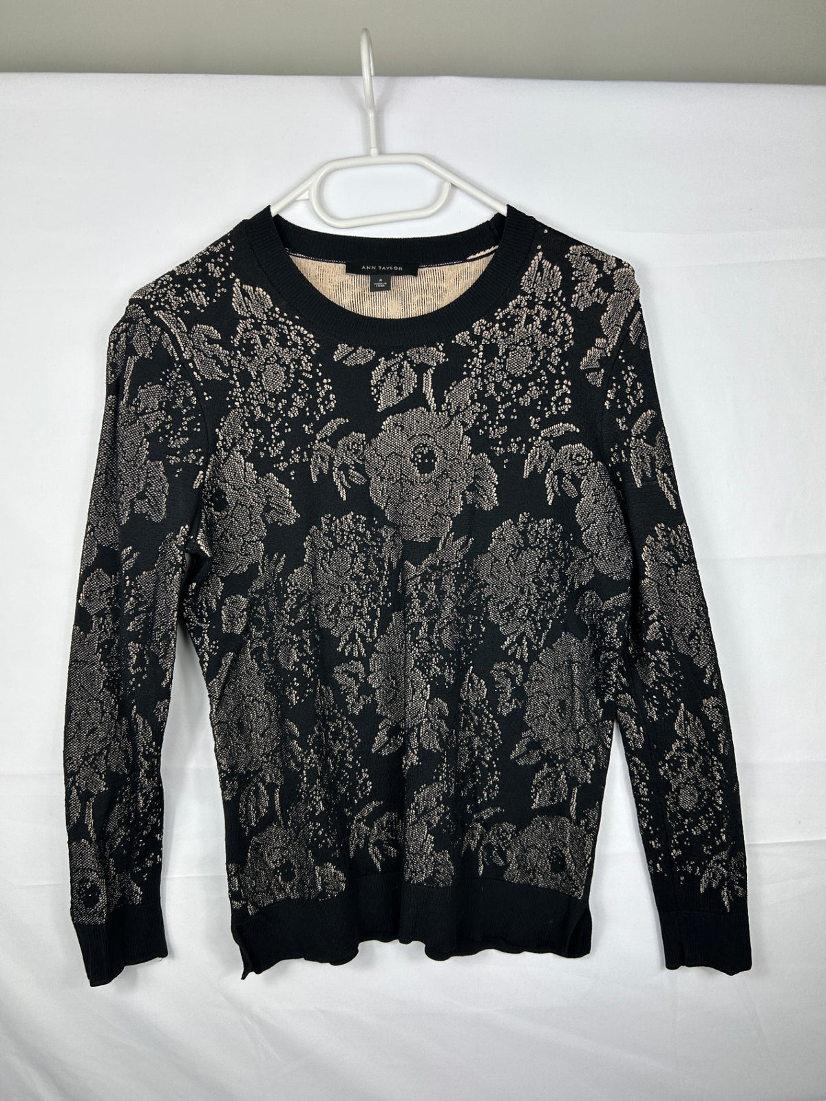 Ann Taylor Sweater M Black