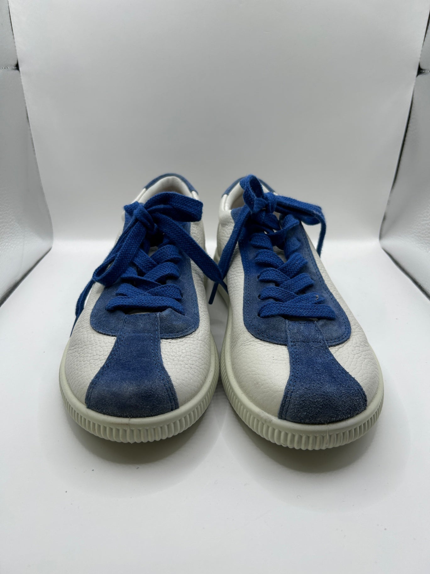 ECCO Sneakers 40 Cream and Blue