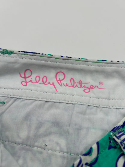 Unbranded or not visible Shorts Not visible Green and navy blue