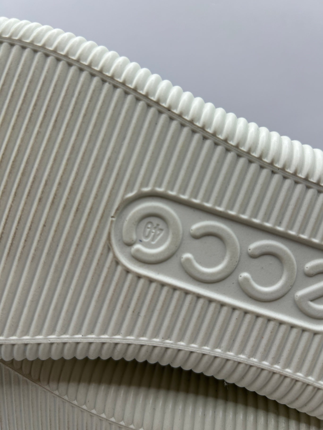 ECCO Sneakers 40 Cream and Blue