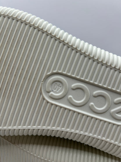 ECCO Sneakers 40 Cream and Blue