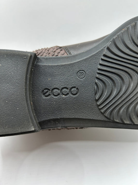 Ecco Boots 39 Brown