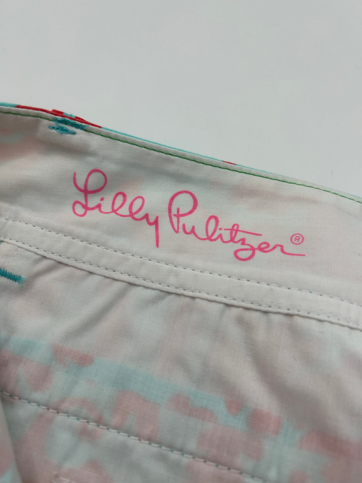 Lilly Pulitzer Shorts 4 Turquoise and red