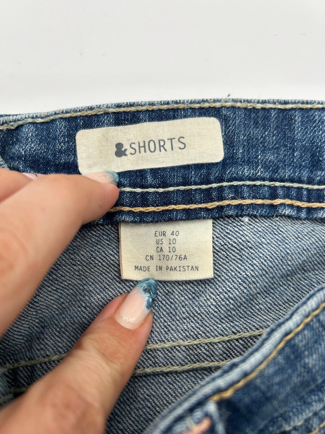 & SHORTS Shorts EUR 40 Blue