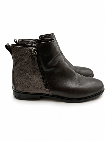 Ecco Boots 39 Brown